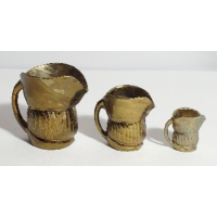 Toby Jugs van koper (3 stuks) 